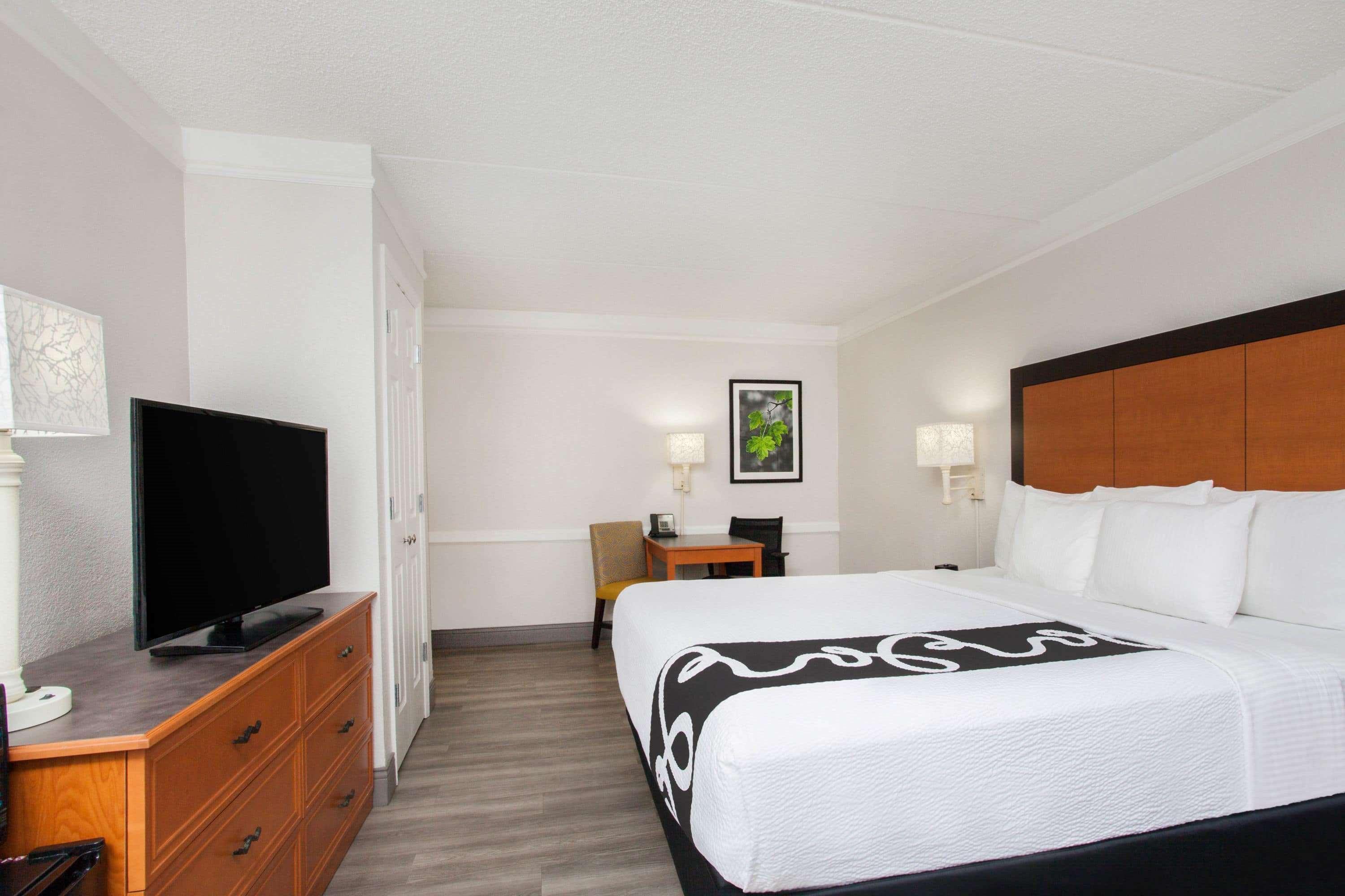 Baymont By Wyndham Fort Myers Central Εξωτερικό φωτογραφία