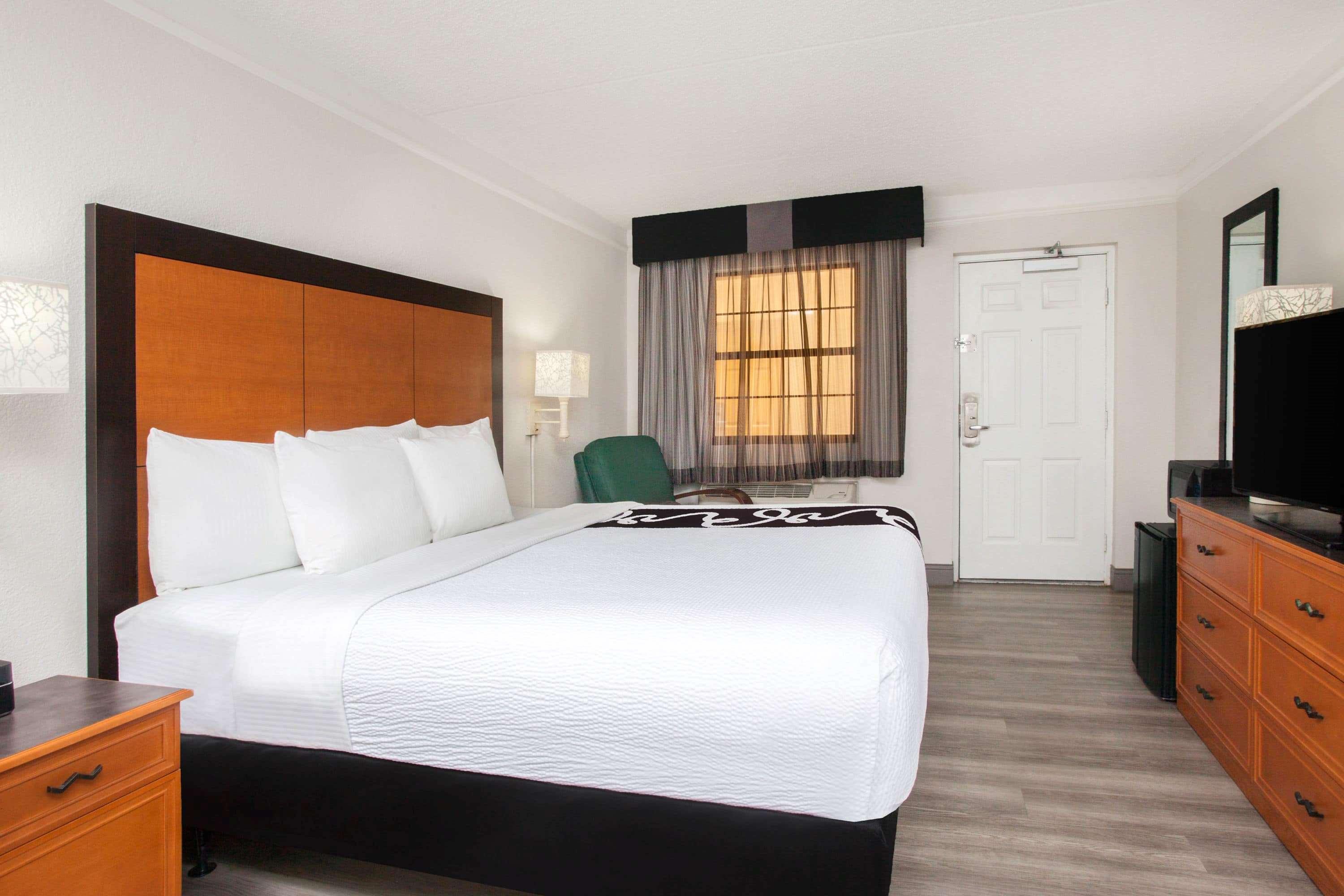 Baymont By Wyndham Fort Myers Central Εξωτερικό φωτογραφία
