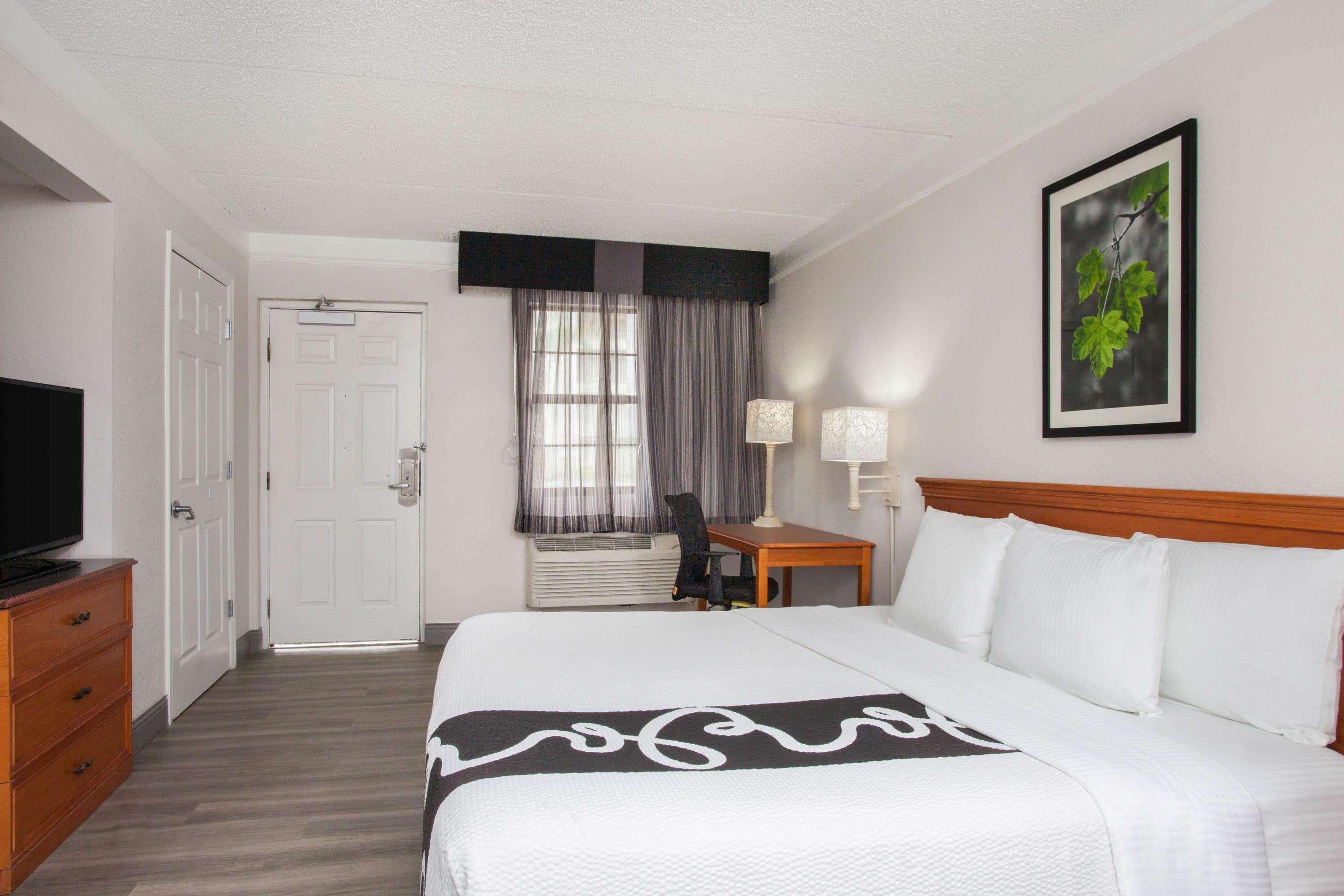 Baymont By Wyndham Fort Myers Central Εξωτερικό φωτογραφία